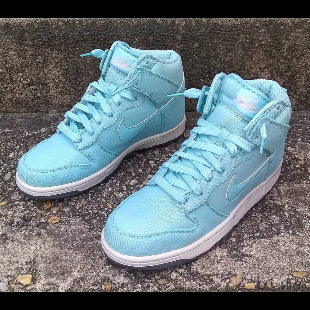 Nike Dunk High women's size 9